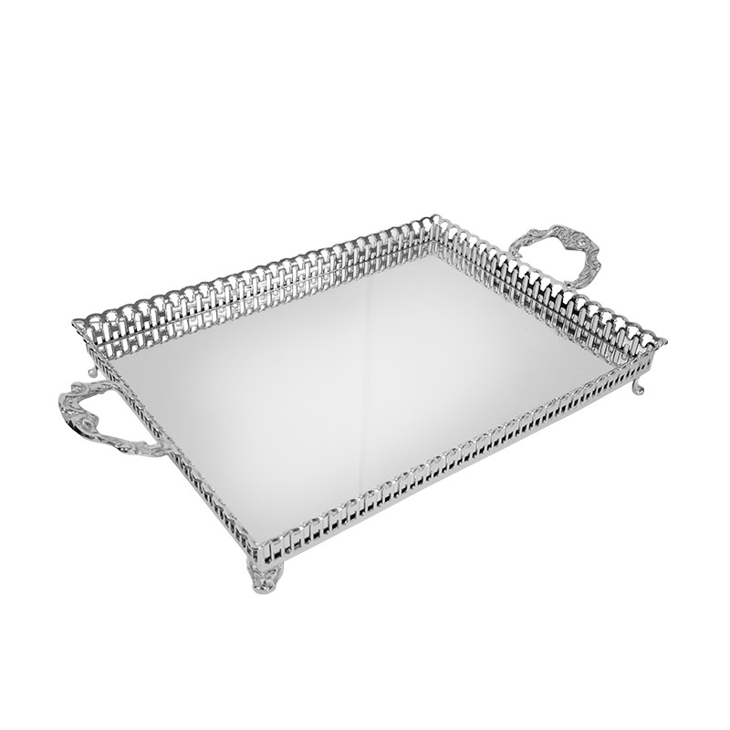 Bandeja retangular com grade - alça - espelho - 40 x 30 cm é fabricada em prata apolo de excelente qualidade. Elegância e Brilho